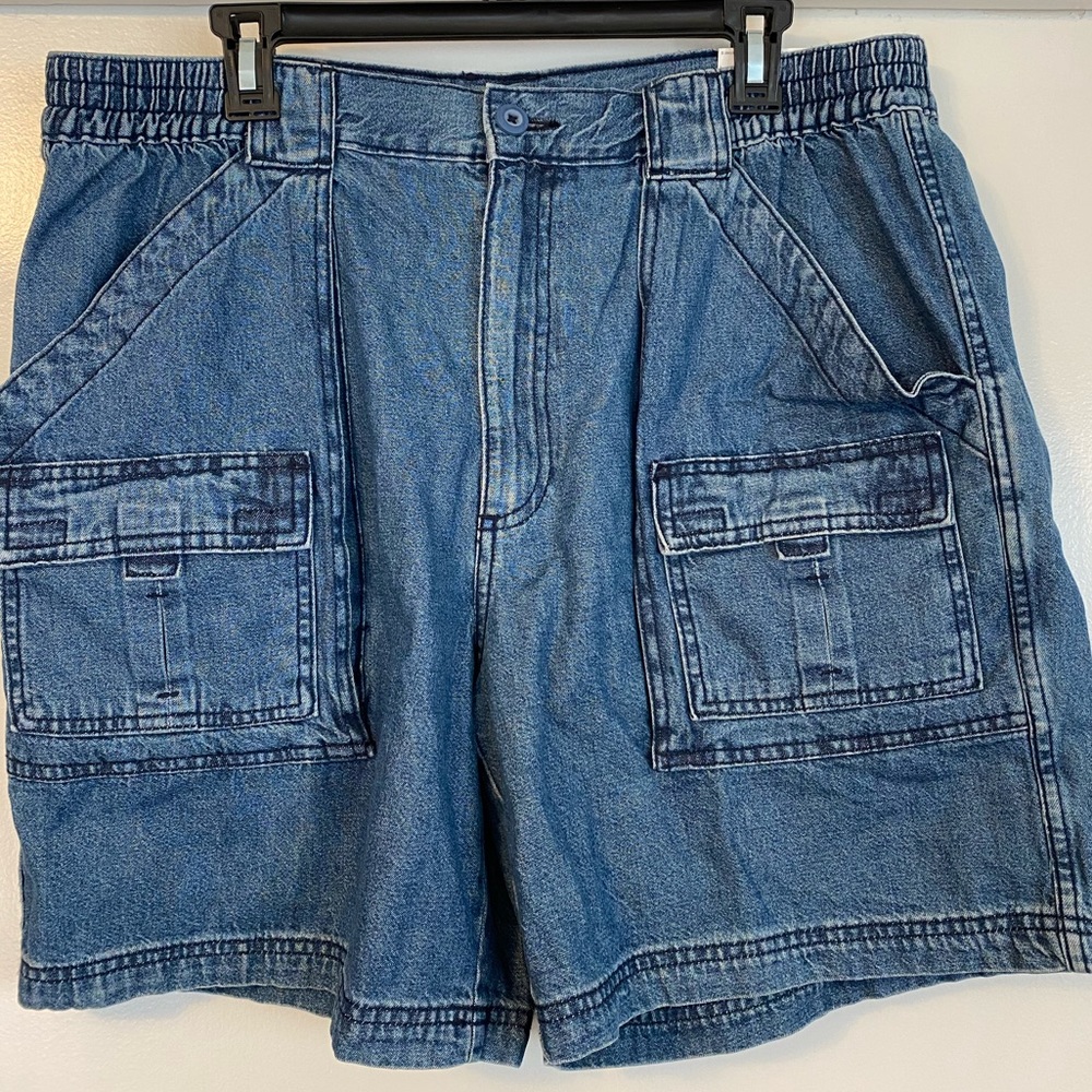 Men’s Shorts NWT